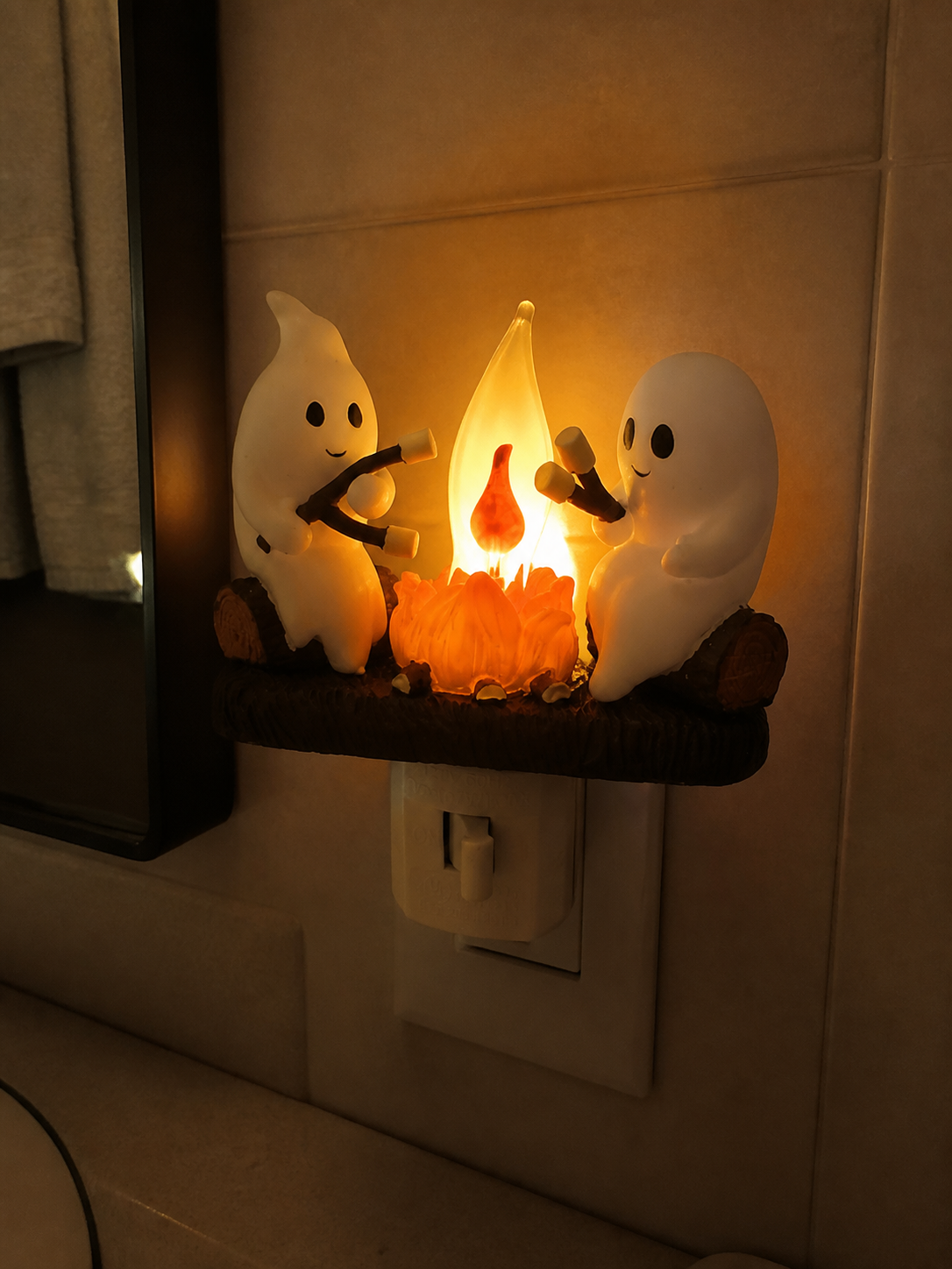 Customer photo of bathroom night light