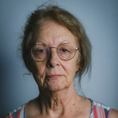 Illustrative portrait for sample review